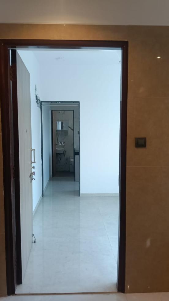 Built-up 251 Sq.ft Commercial Space for Sale in V3 Shiv Parbat Dahisar East Mumbai by Dinesh Tripathi