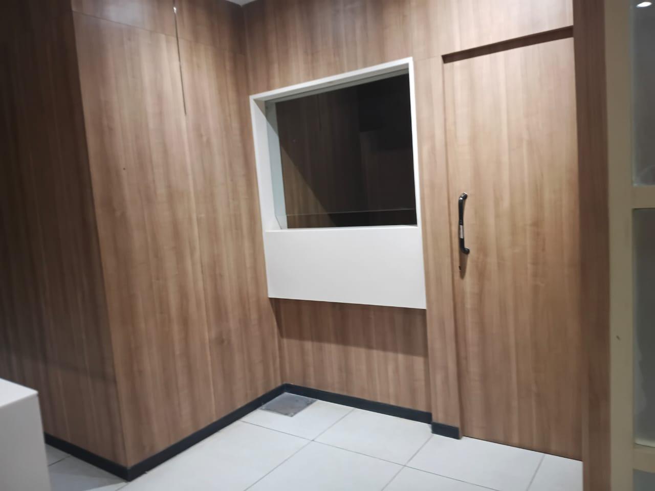 Carpet 1400 Sq.ft Commercial Space for Sale in Central Plaza Santacruz East Mumbai by Dinesh Tripathi