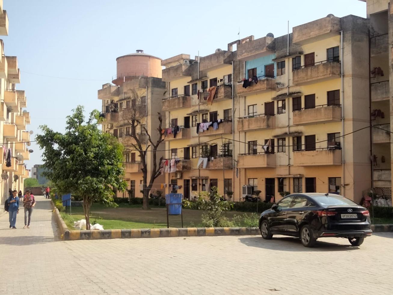 1 BHK Flat for Sale of Super Built-up 505 Sq.ft in Landcraft Dinesh Nagar NH24 Highway Ghaziabad by Manoj Kumar