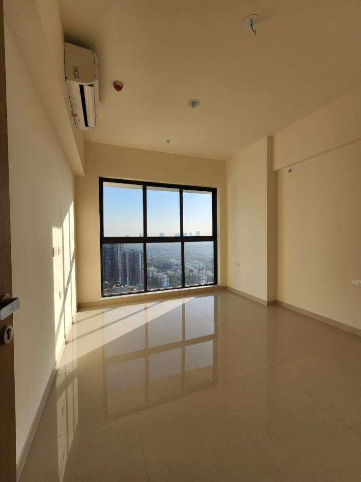 3.5 BHK Flat for Sale of Carpet 1121 Sq.ft in Lodha Woods Kandivali East Mumbai by Prakash Surve
