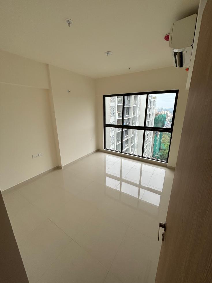 3 BHK Flat for Sale of Carpet 1021 Sq.ft in Lodha Woods Kandivali East Mumbai by Prakash Surve