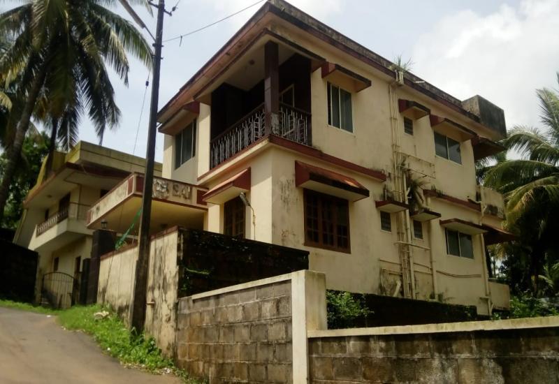 4 BHK Independent House / Villa / Bungalow for Sale of Built-up 2300 Sq.ft in Kulshekar Mangalore by Ravi 4 BHK Independent House / Villa / Bungalow for Sale of Built-up 2300 Sq.ft in Kulshekar Mangalore by Ravi