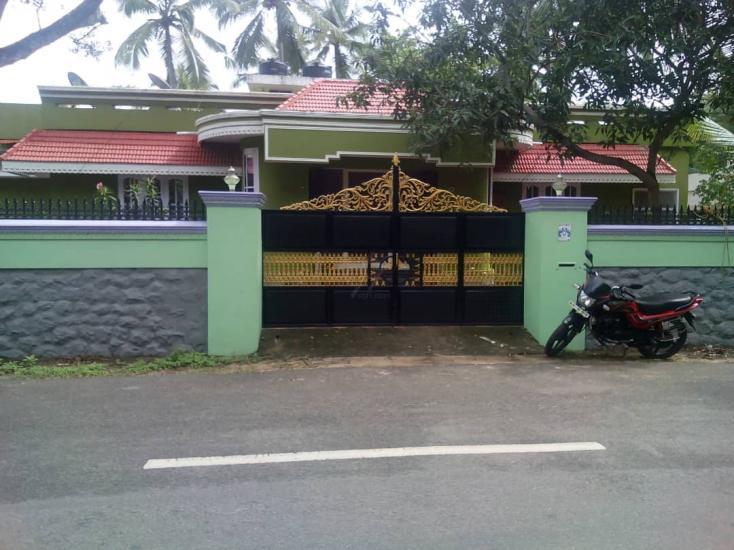 4 BHK Independent House / Villa / Bungalow for Sale of Built-up 3000 Sq.ft in Veli Trivandrum by Joseph 4 BHK Independent House / Villa / Bungalow for Sale of Built-up 3000 Sq.ft in Veli Trivandrum by Joseph