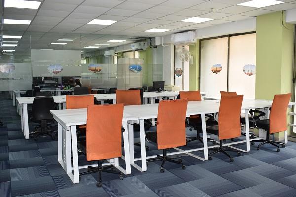 Carpet 3450 Sq.ft Office Space for Rent in Maruti Mauryansh Elanza Shyamal Char Rasta Ahmedabad by Preeti Carpet 3450 Sq.ft Office Space for Rent in Maruti Mauryansh Elanza Shyamal Char Rasta Ahmedabad by Preeti