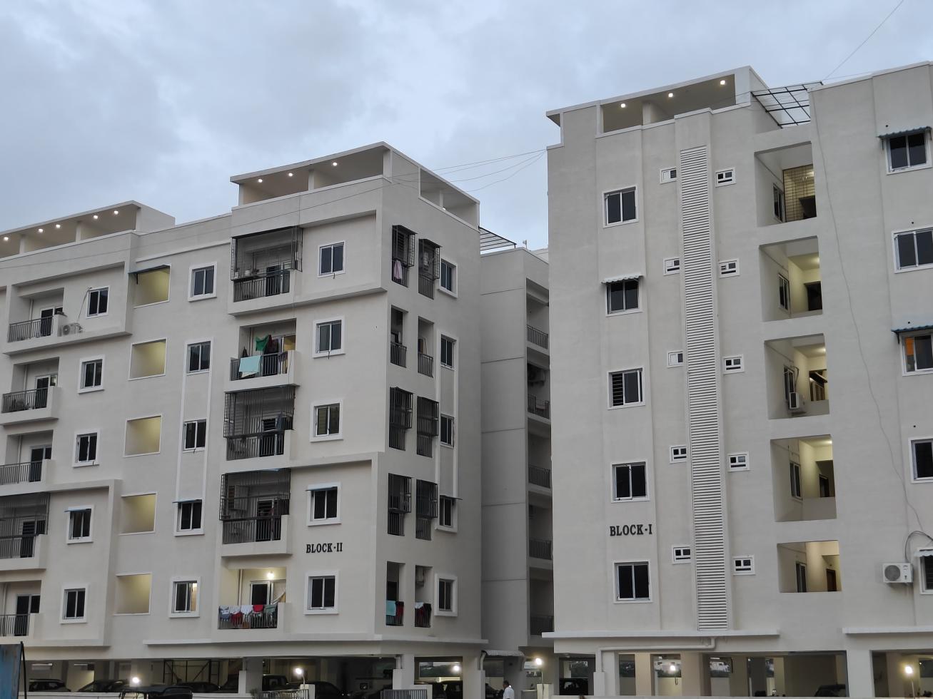3 BHK Flat for Sale of Built-up 1500 Sq.ft in Vilaasam Aminpur Hyderabad by Sravani Parchuri