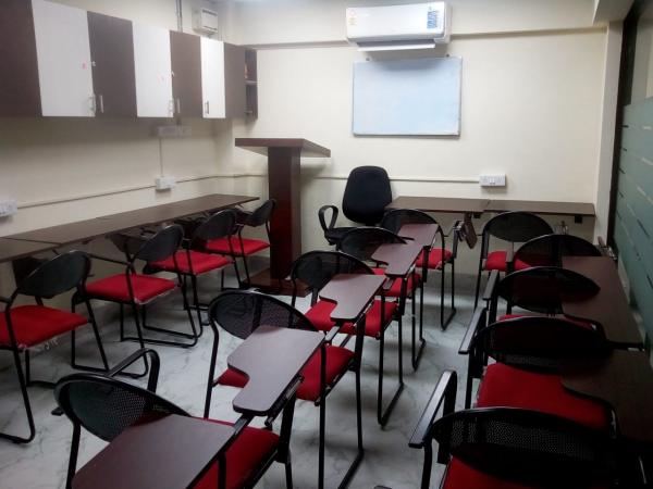 Super Built-up 350 Sq.ft Institute for Rent in by Revathy Super Built-up 350 Sq.ft Institute for Rent in by Revathy
