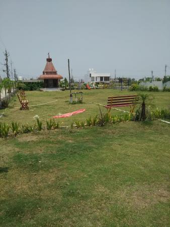 3 BHK Independent House / Villa / Bungalow for Sale of Plot 1200 Sq.ft in Srishti Samriddhi Tikrapara Bilaspur by Renu 3 BHK Independent House / Villa / Bungalow for Sale of Plot 1200 Sq.ft in Srishti Samriddhi Tikrapara Bilaspur by Renu