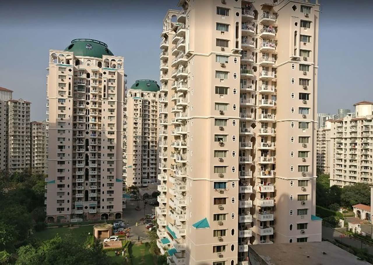 3 BHK Flat for Sale of Super Built-up 1377 Sq.ft in DLF Carlton Estate DLF City Phase V Gurgaon by Allwyn Borde 3 BHK Flat for Sale of Super Built-up 1377 Sq.ft in DLF Carlton Estate DLF City Phase V Gurgaon by Allwyn Borde