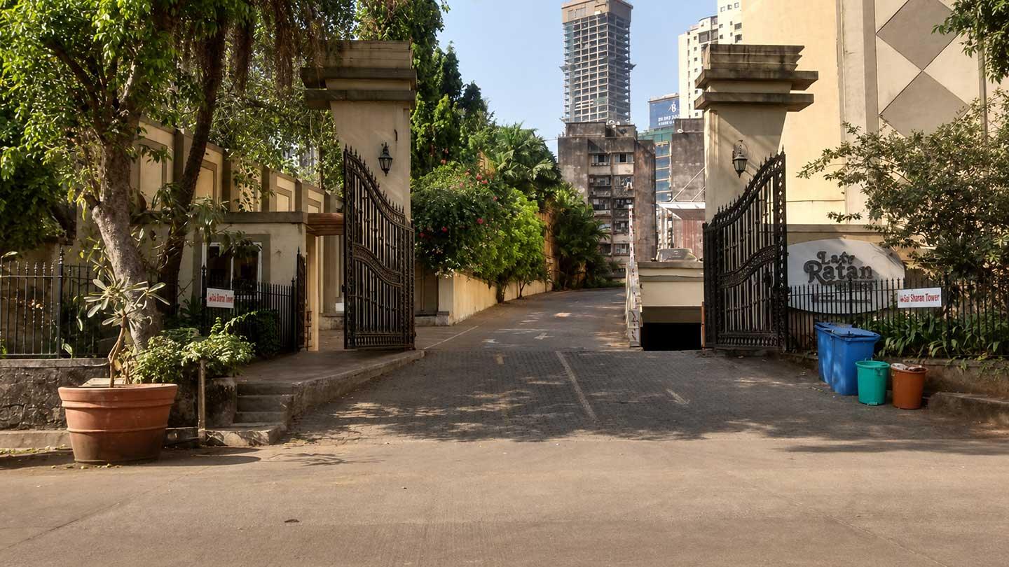 Lokhandwala Lady Ratan Tower