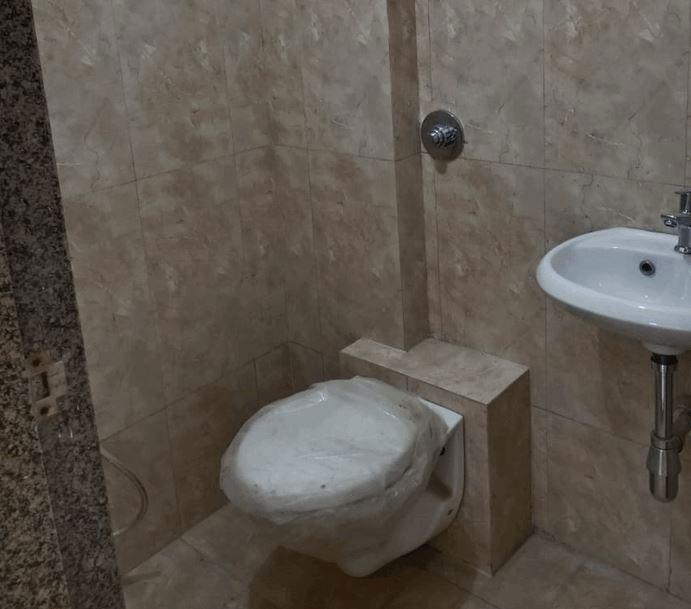 Shirke Parijat Hill View - Washroom