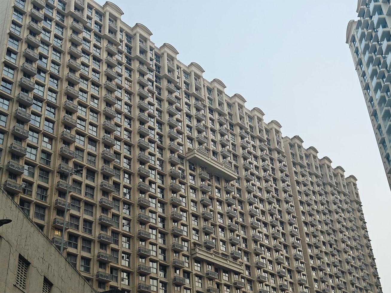 Hiranandani Regent Hill