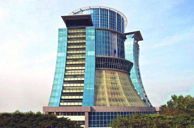 Carpet 14000 Sq.ft Office Space for Sale in DLH Park Malad West Mumbai by Anand P