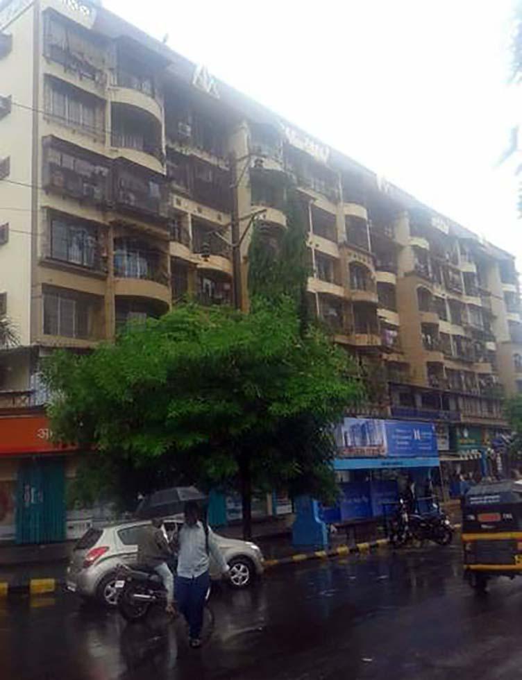 3 BHK Flat for Sale of Carpet 1200 Sq.ft in Safal Park Chembur Mumbai by Jeetendra 3 BHK Flat for Sale of Carpet 1200 Sq.ft in Safal Park Chembur Mumbai by Jeetendra