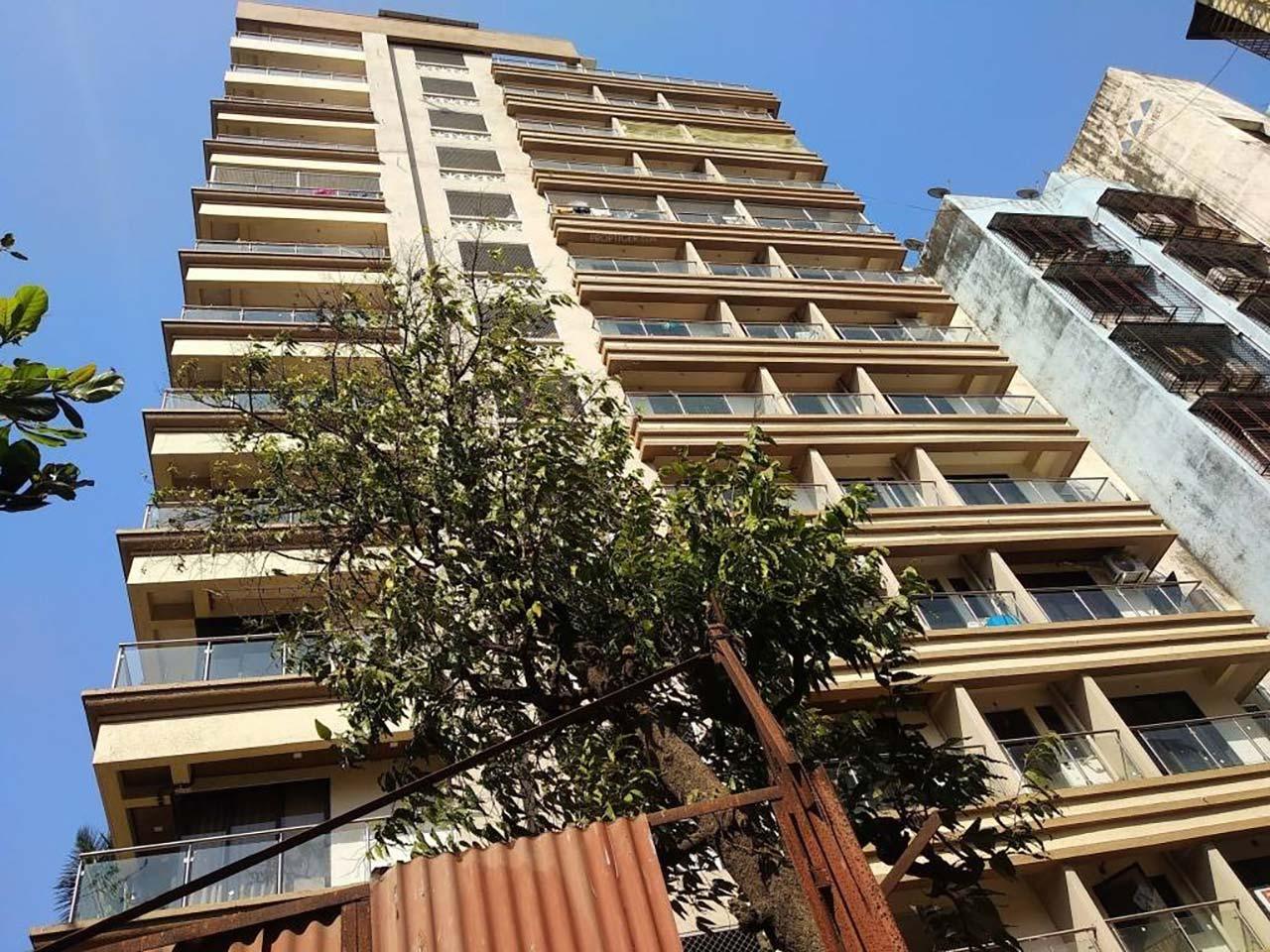 1 BHK Flat for Sale of Carpet 812 Sq.ft in A and M Fortune Heights Chembur Mumbai by Anand Pawar 1 BHK Flat for Sale of Carpet 812 Sq.ft in A and M Fortune Heights Chembur Mumbai by Anand Pawar