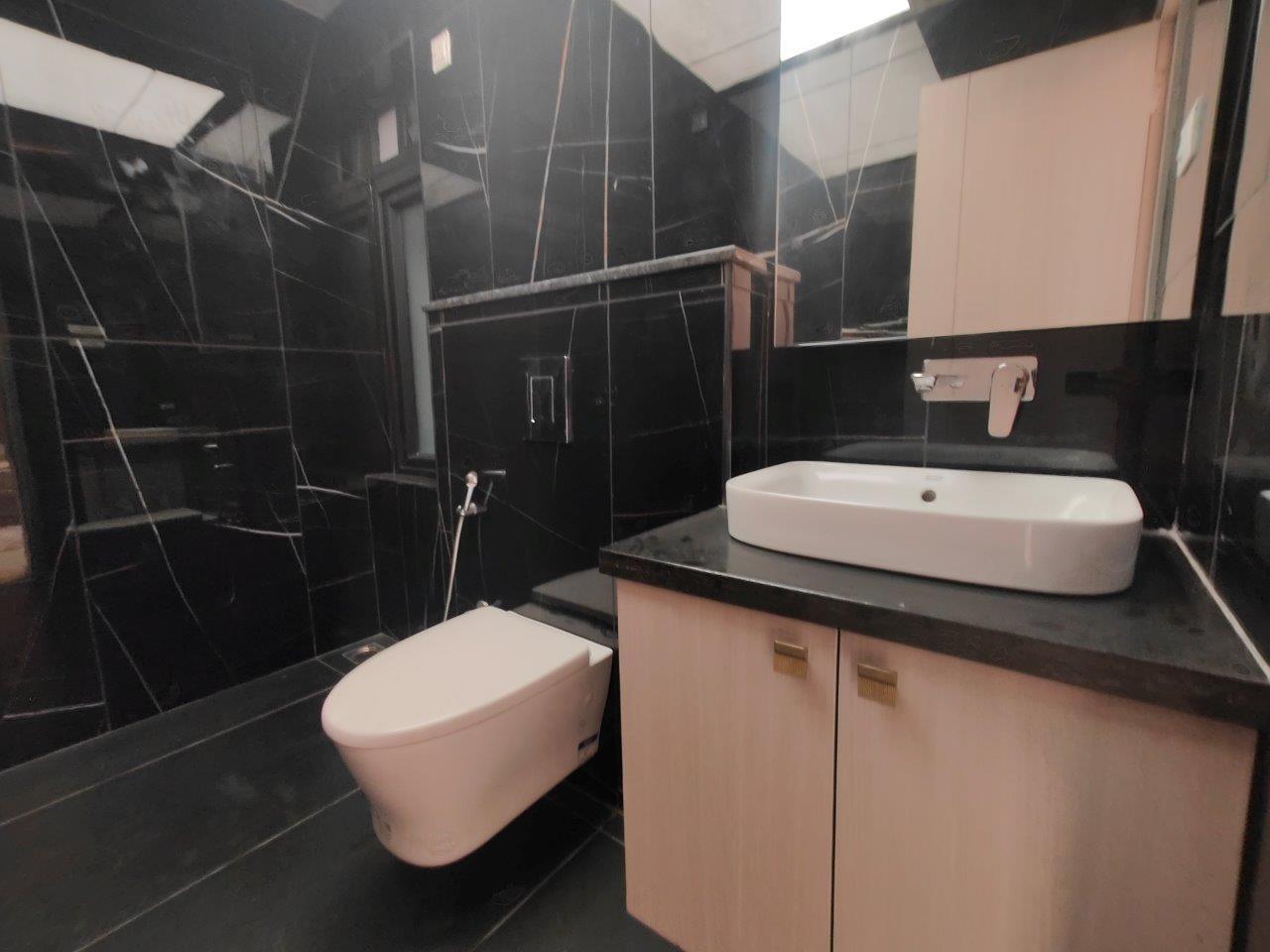 Trendsquare Akino - Washroom