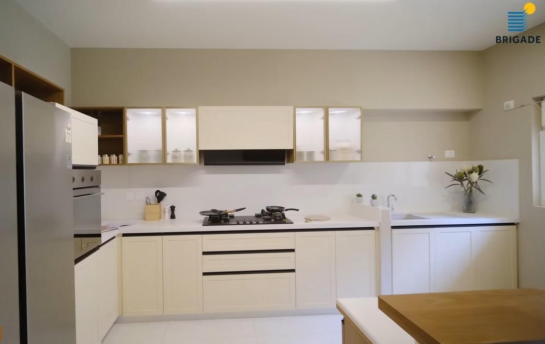 Brigade Lakecrest - Kitchen