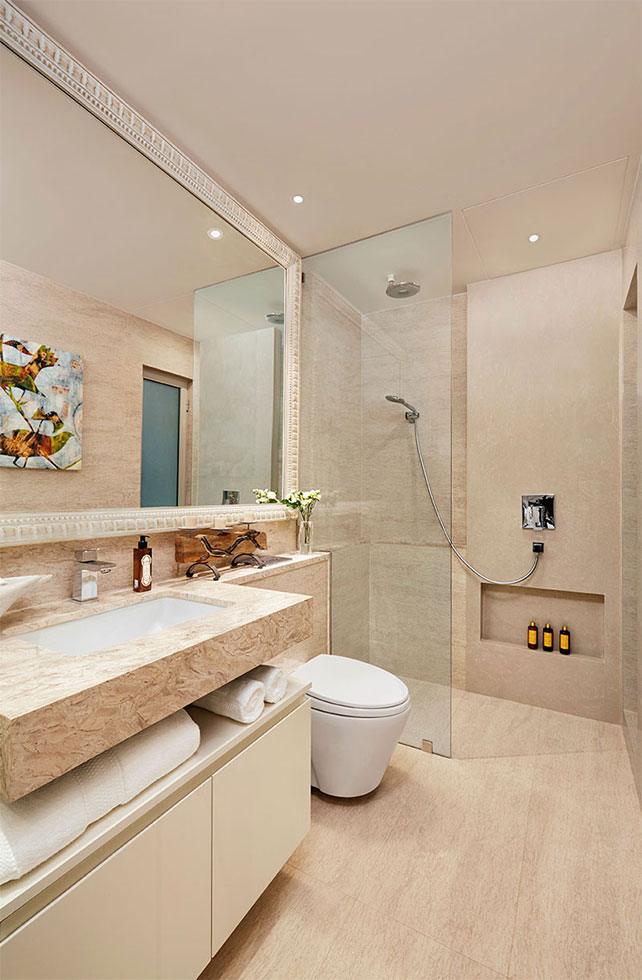 Hiranandani Castle Rock - Washroom